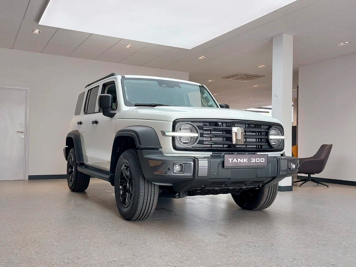 Tank 300 по цене от 2 730 000 рублей