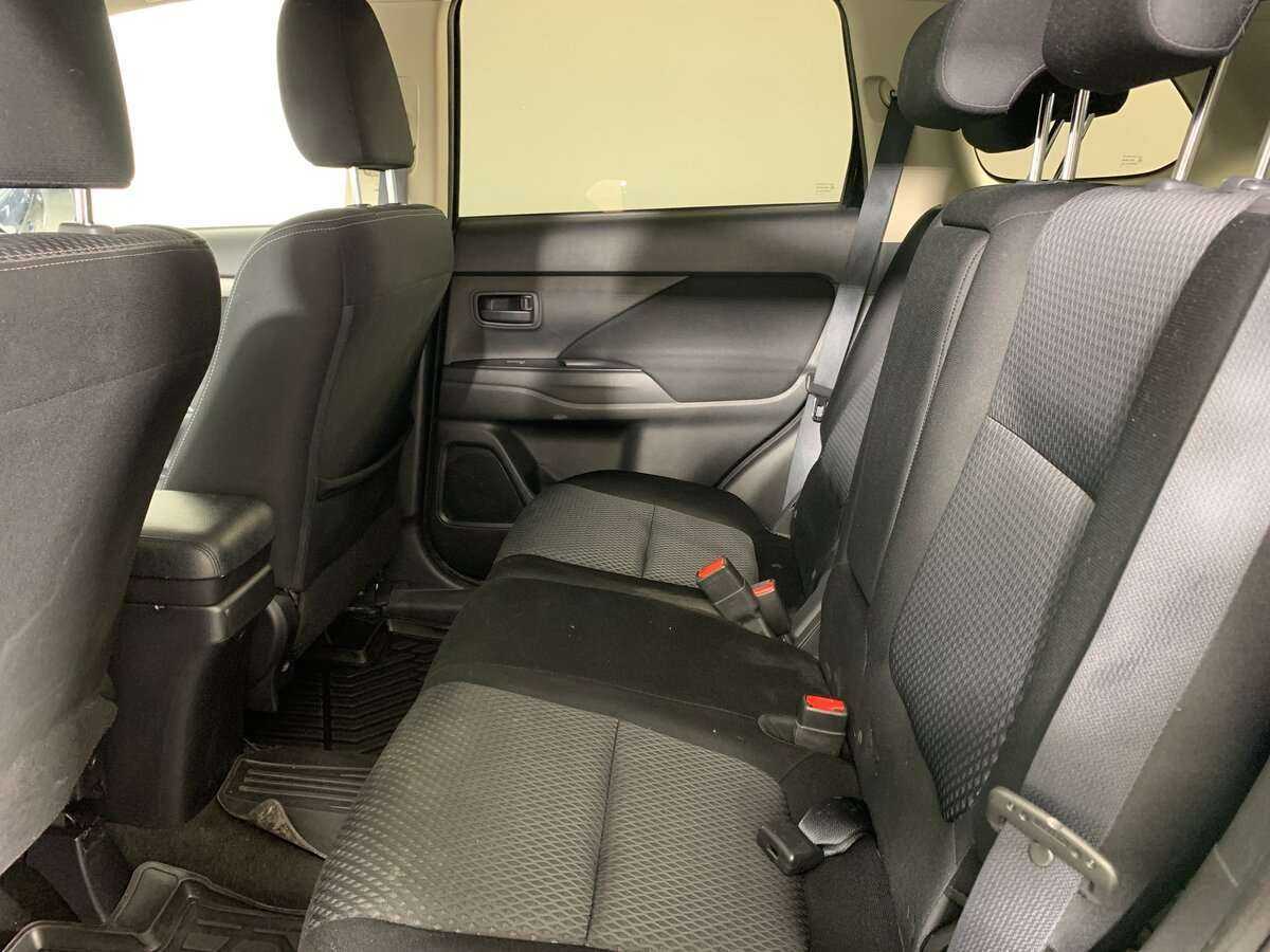 Продажа Б/У Митсубиши Оутлэндер. Фото: #16