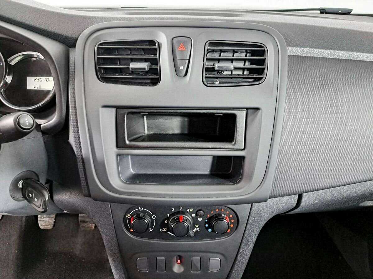 Продажа Б/У Рено Логан. Фото: #12