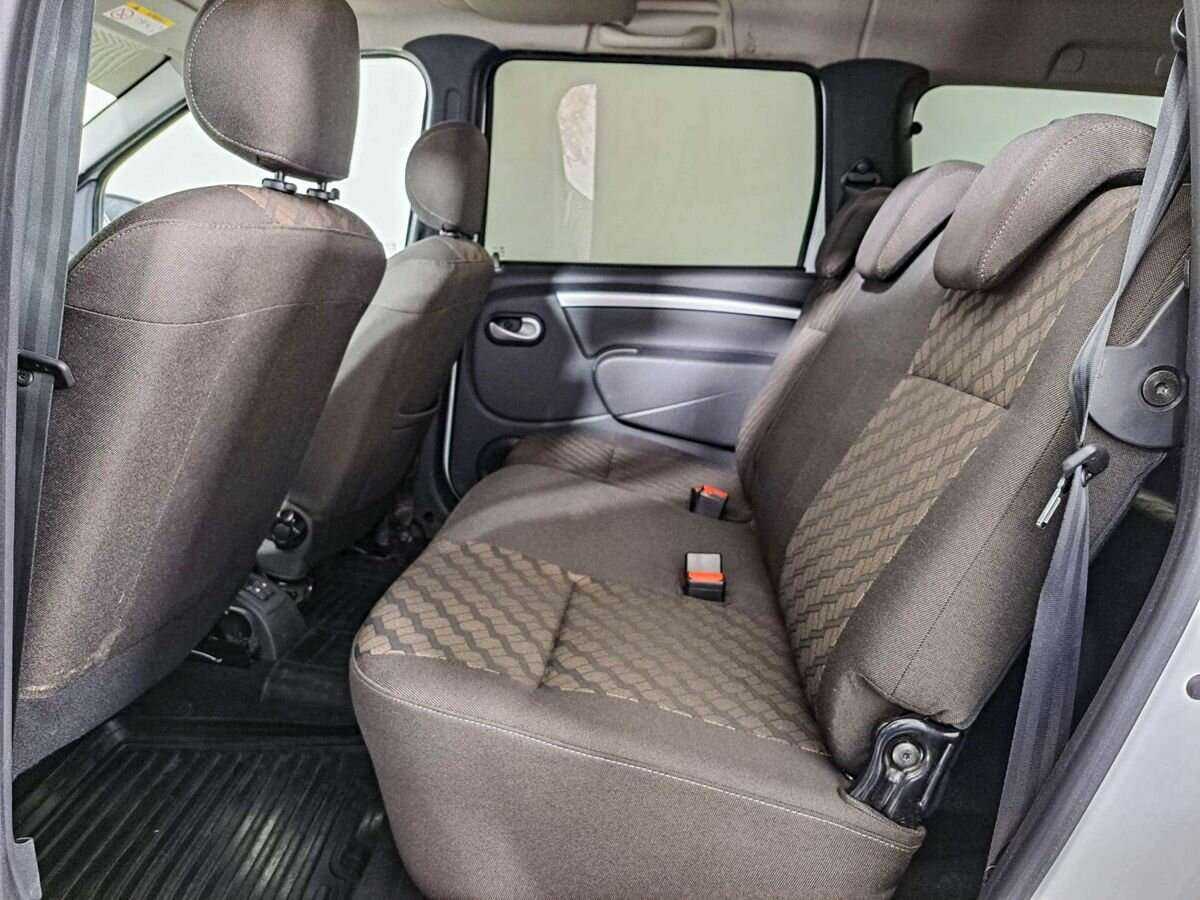 Продажа Б/У Лада (ВАЗ) Ларгус. Фото: #9