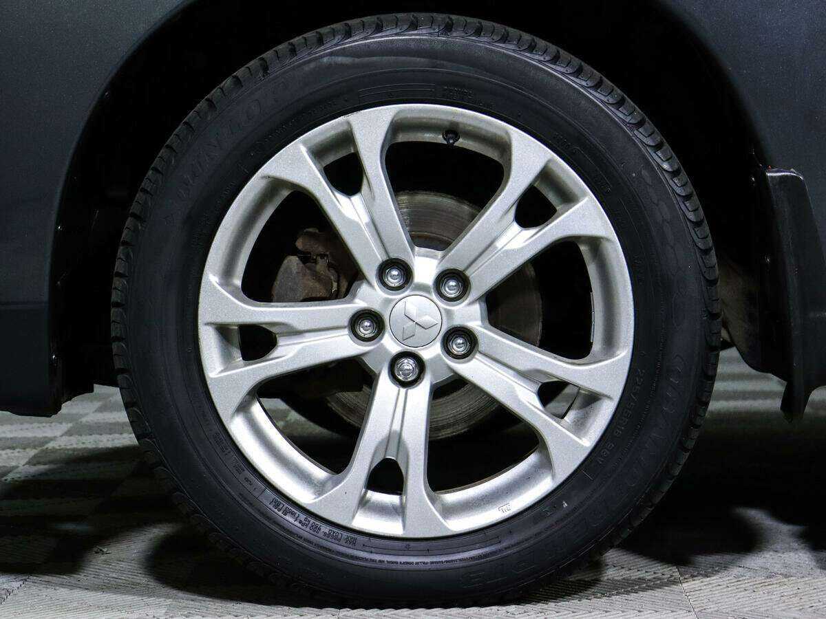 Продажа Б/У Митсубиши Оутлэндер. Фото: #16