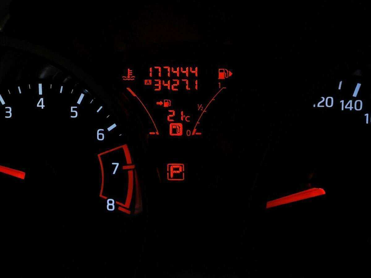 Продажа Б/У Ниссан Жук. Фото: #15