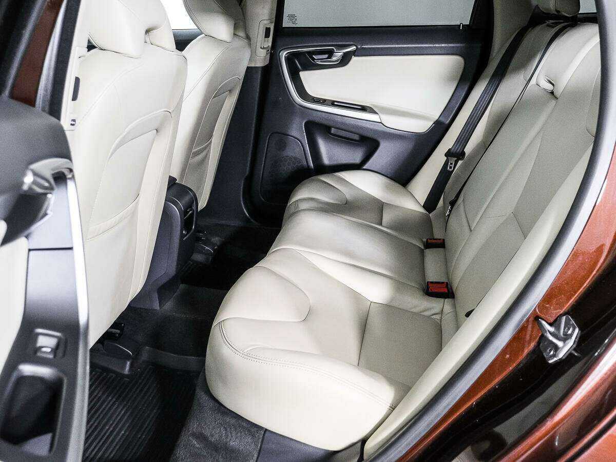 Продажа Б/У Вольво ИксЦ60. Фото: #11