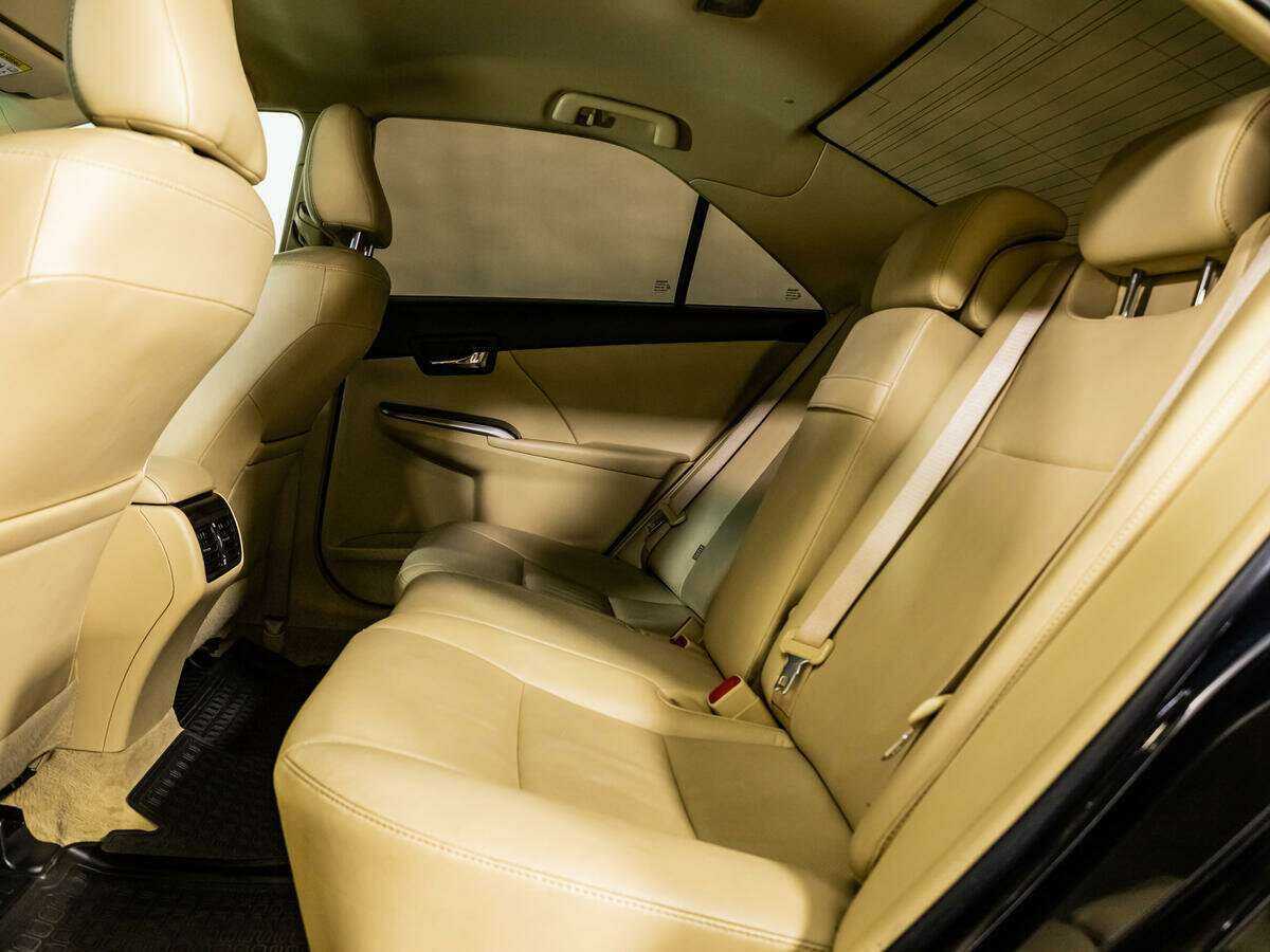 Продажа Б/У Тойота Камри. Фото: #8