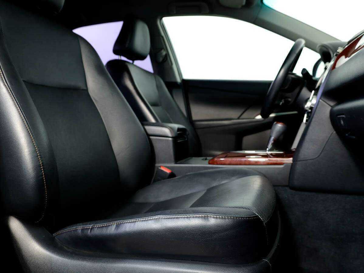 Продажа Б/У Тойота Камри. Фото: #11