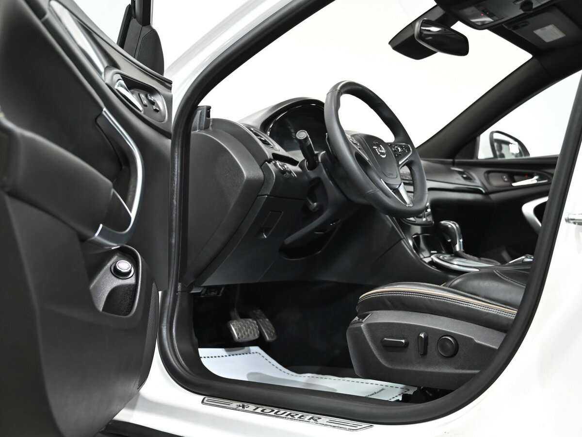 Продажа Б/У Опель Инсигния. Фото: #4