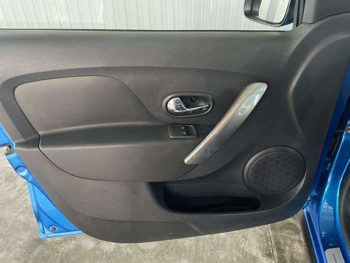 Продажа Б/У Рено Сандеро. Фото: #15