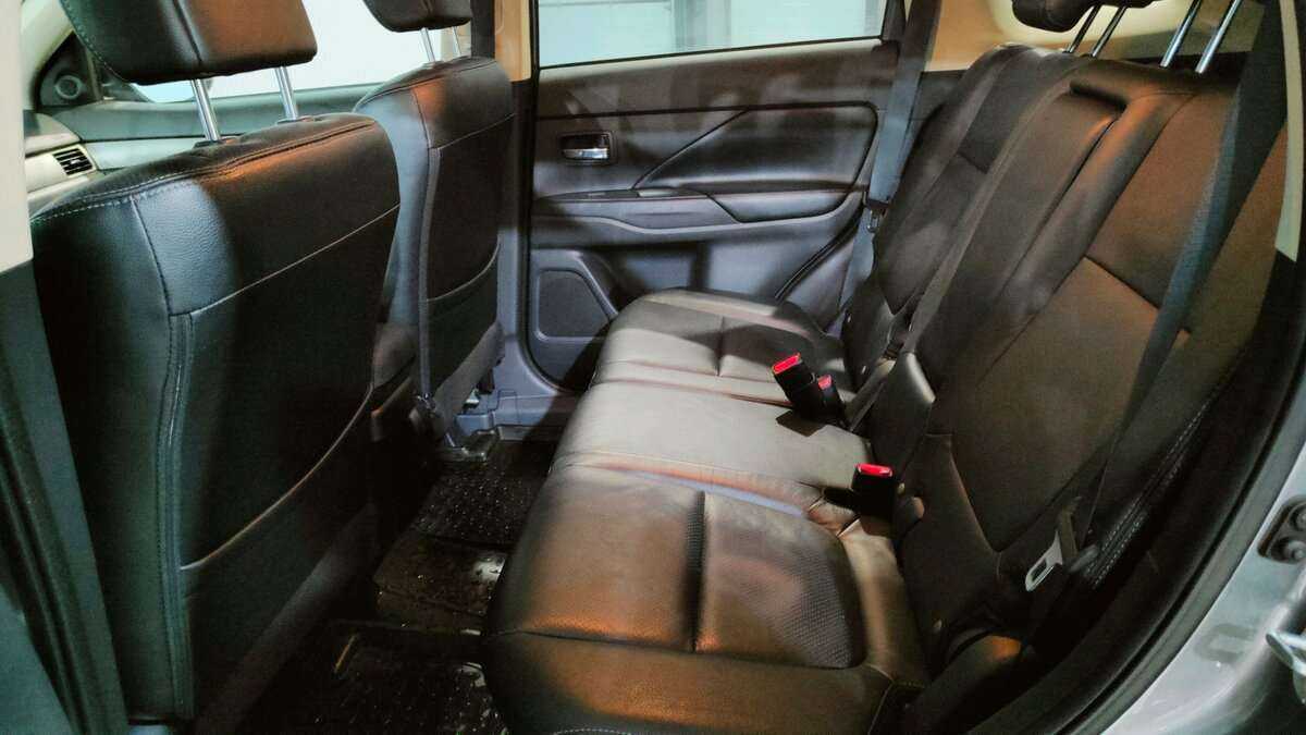 Продажа Б/У Митсубиши Оутлэндер. Фото: #13