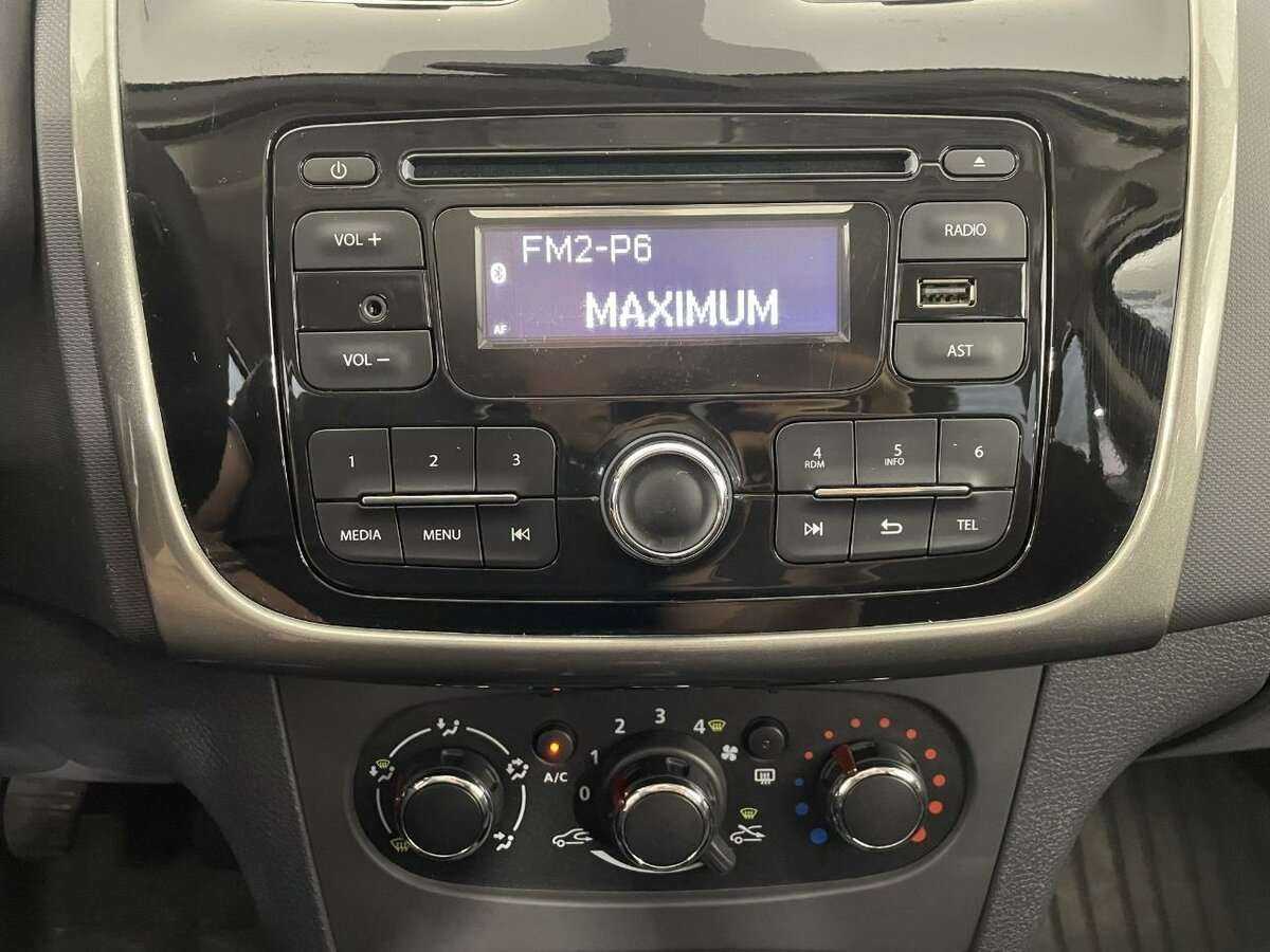 Продажа Б/У Рено Логан. Фото: #11