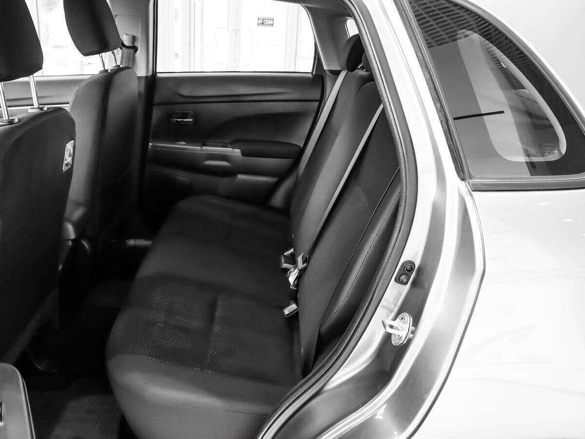 Продажа Б/У Митсубиши АС-Икс. Фото: #9