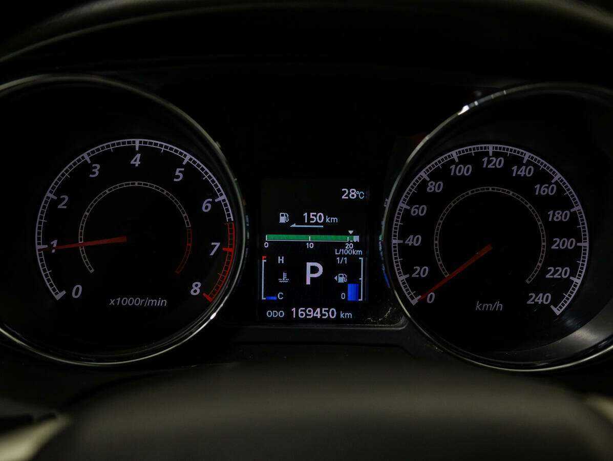 Продажа Б/У Митсубиши АС-Икс. Фото: #11