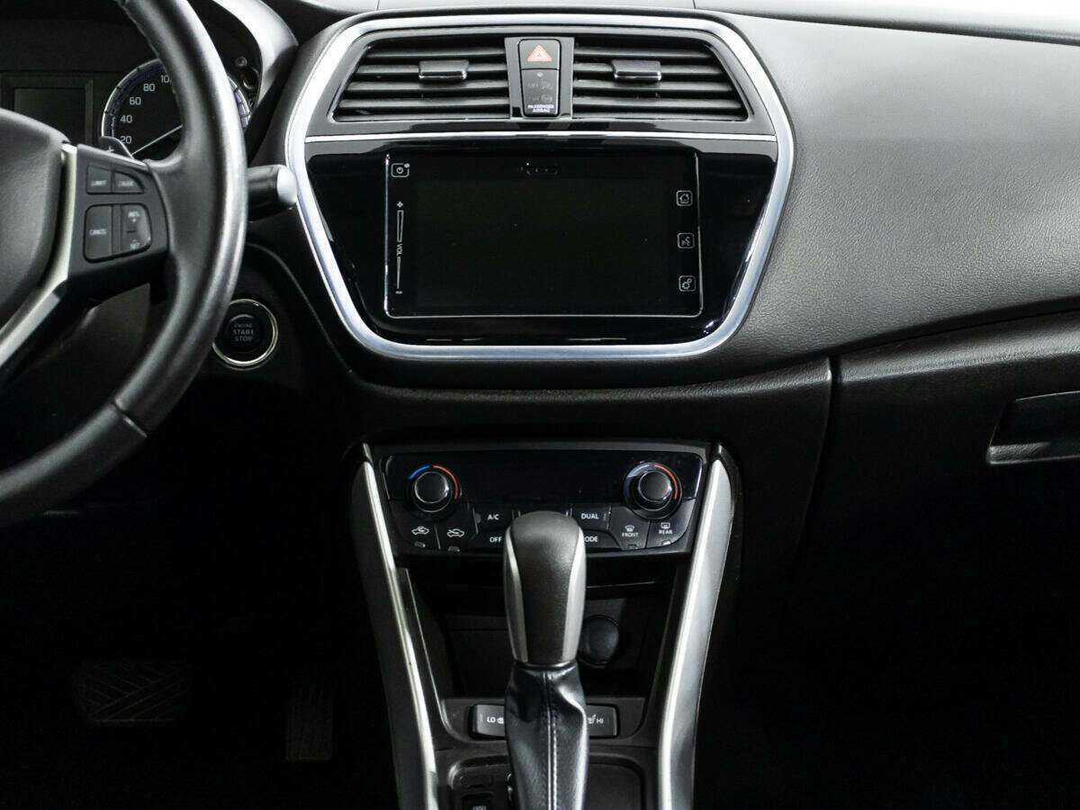 Продажа Б/У Сузуки С-Икс4. Фото: #13