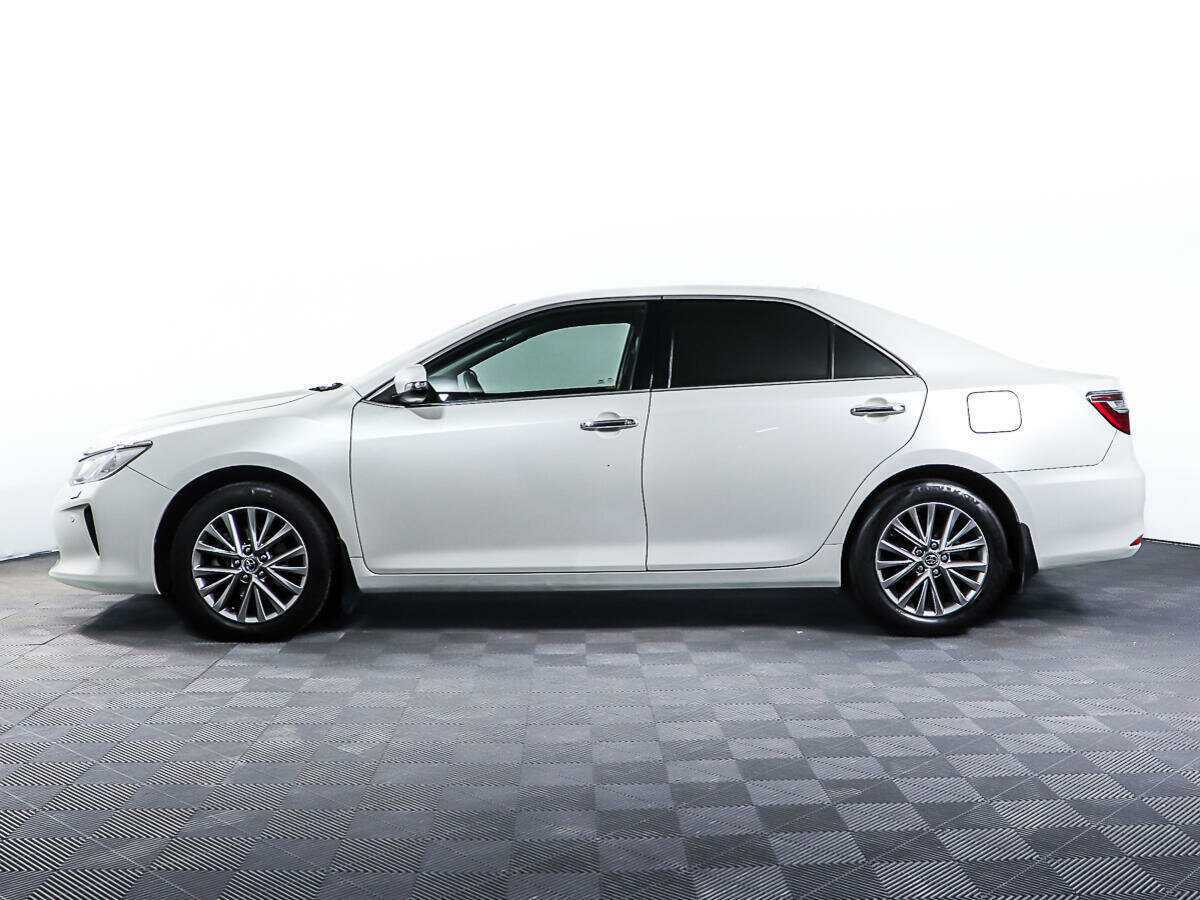 Продажа Б/У Тойота Камри. Фото: #2