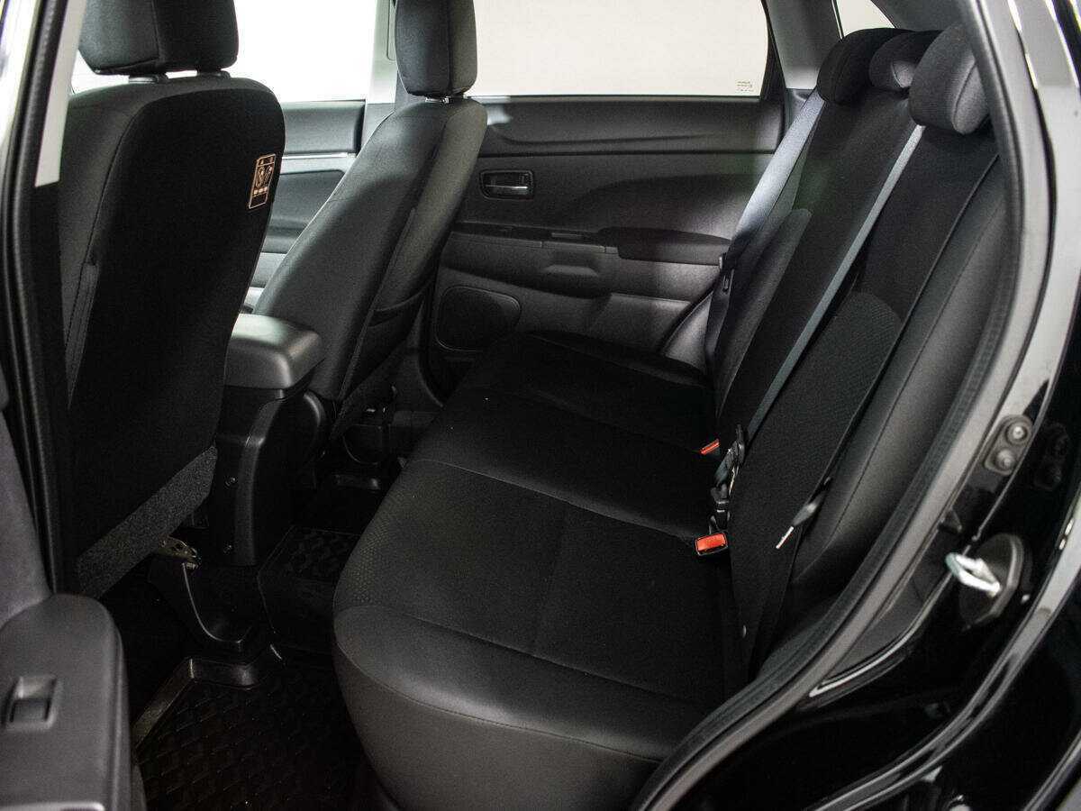 Продажа Б/У Митсубиши АС-Икс. Фото: #9