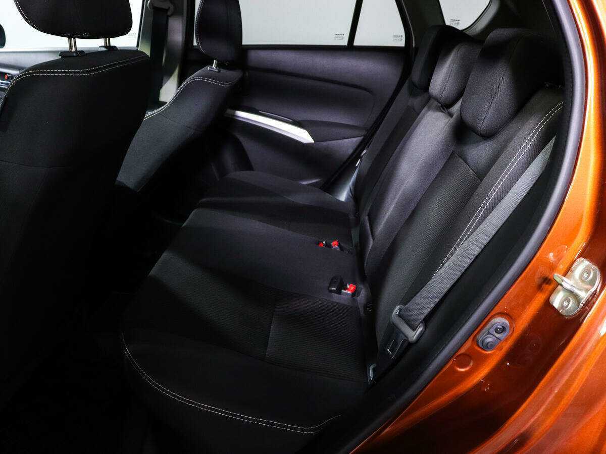 Продажа Б/У Сузуки С-Икс4. Фото: #7