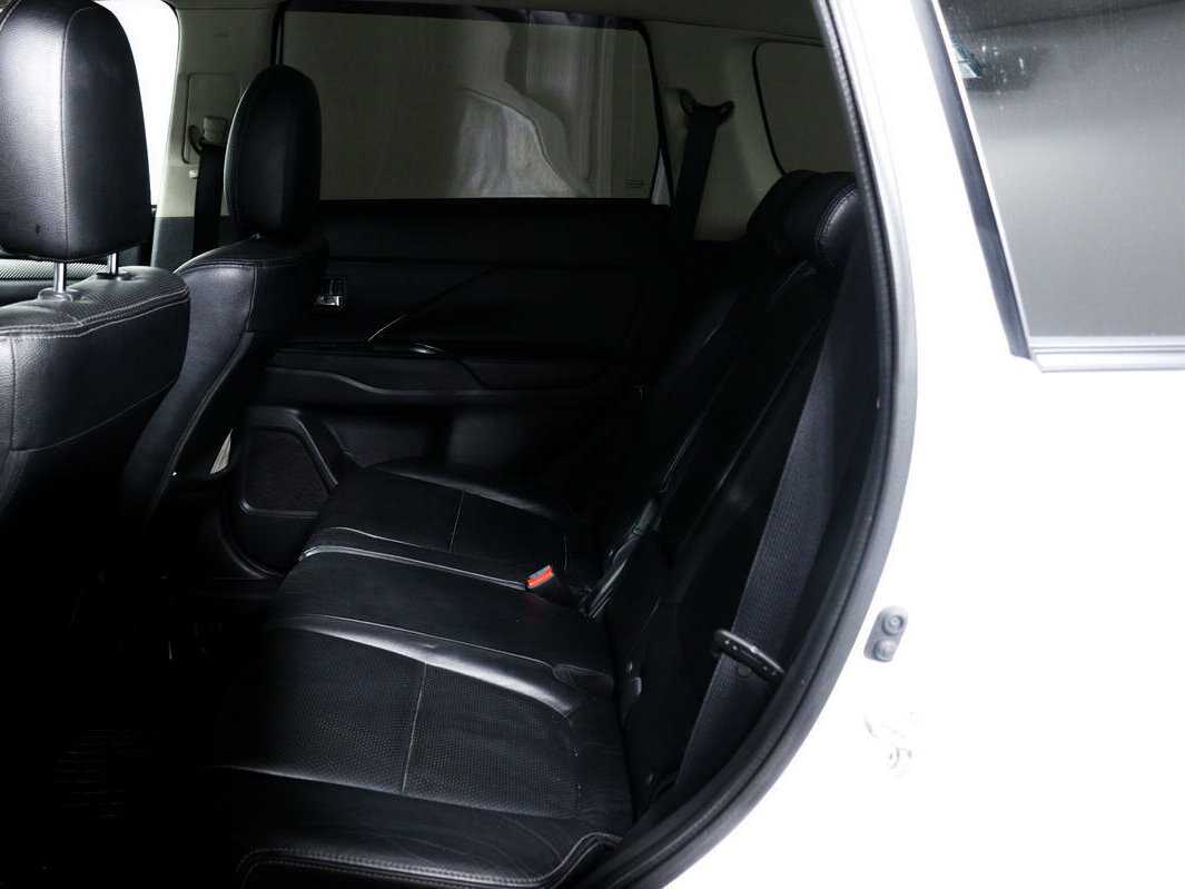 Продажа Б/У Митсубиши Оутлэндер. Фото: #11