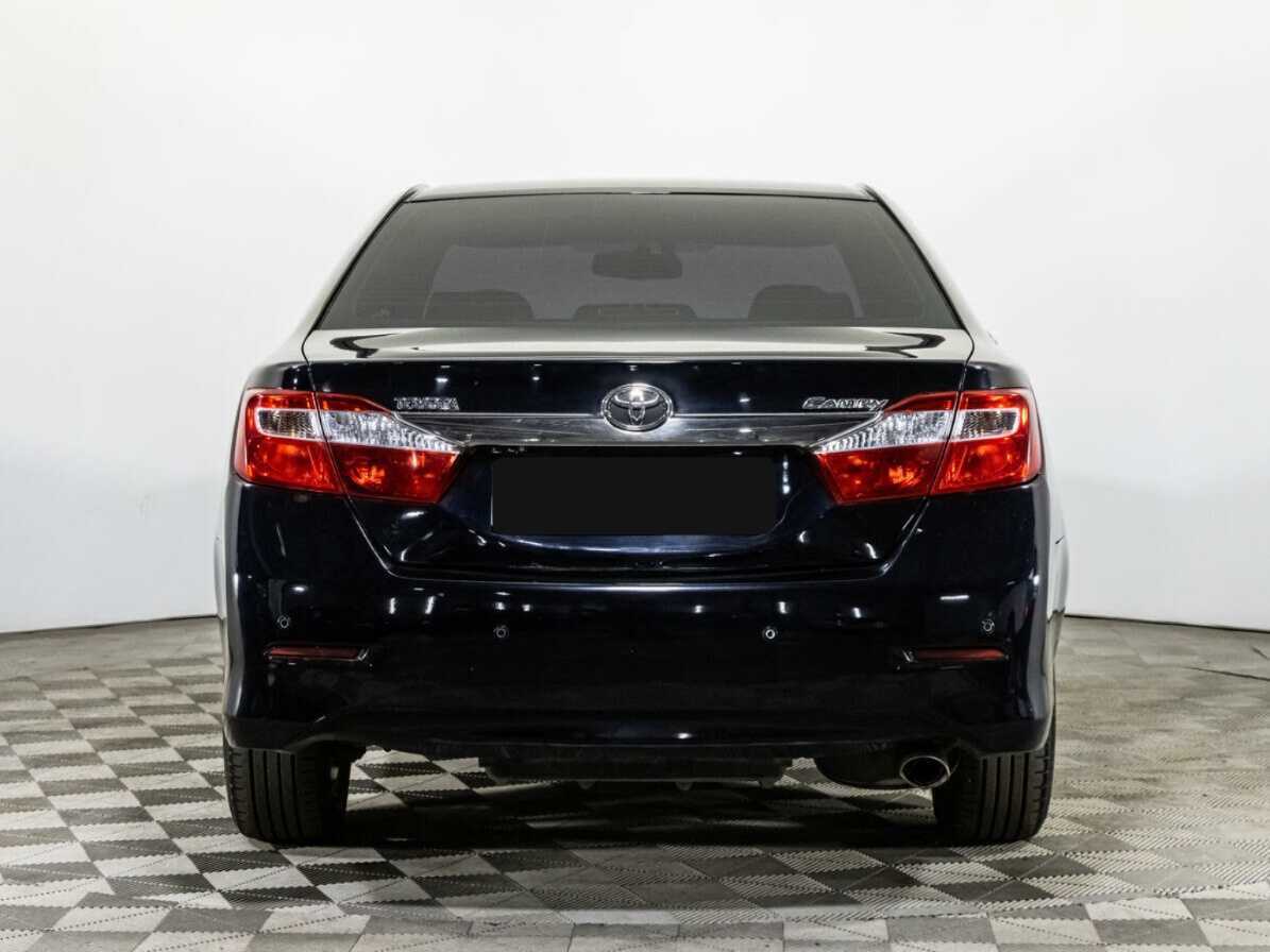 Продажа Б/У Тойота Камри. Фото: #4