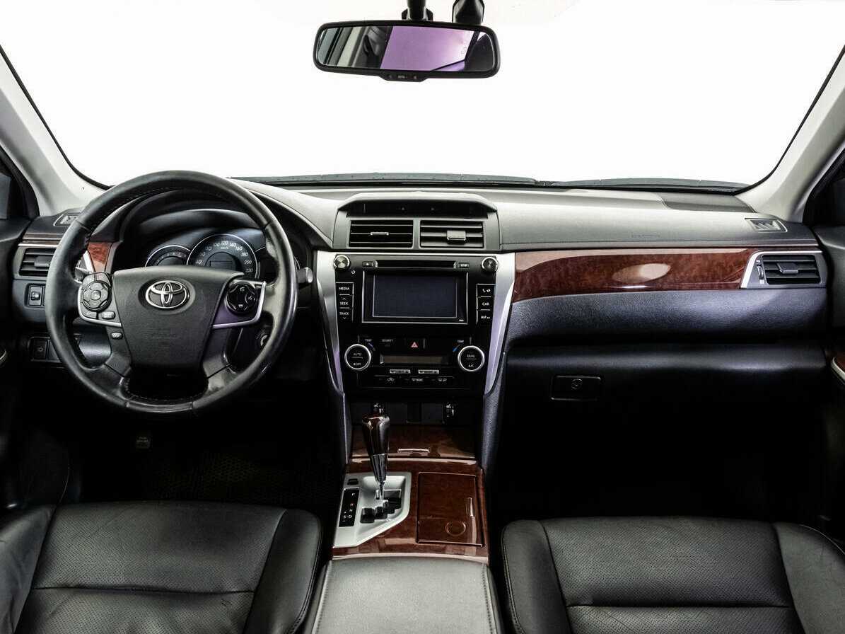 Продажа Б/У Тойота Камри. Фото: #7