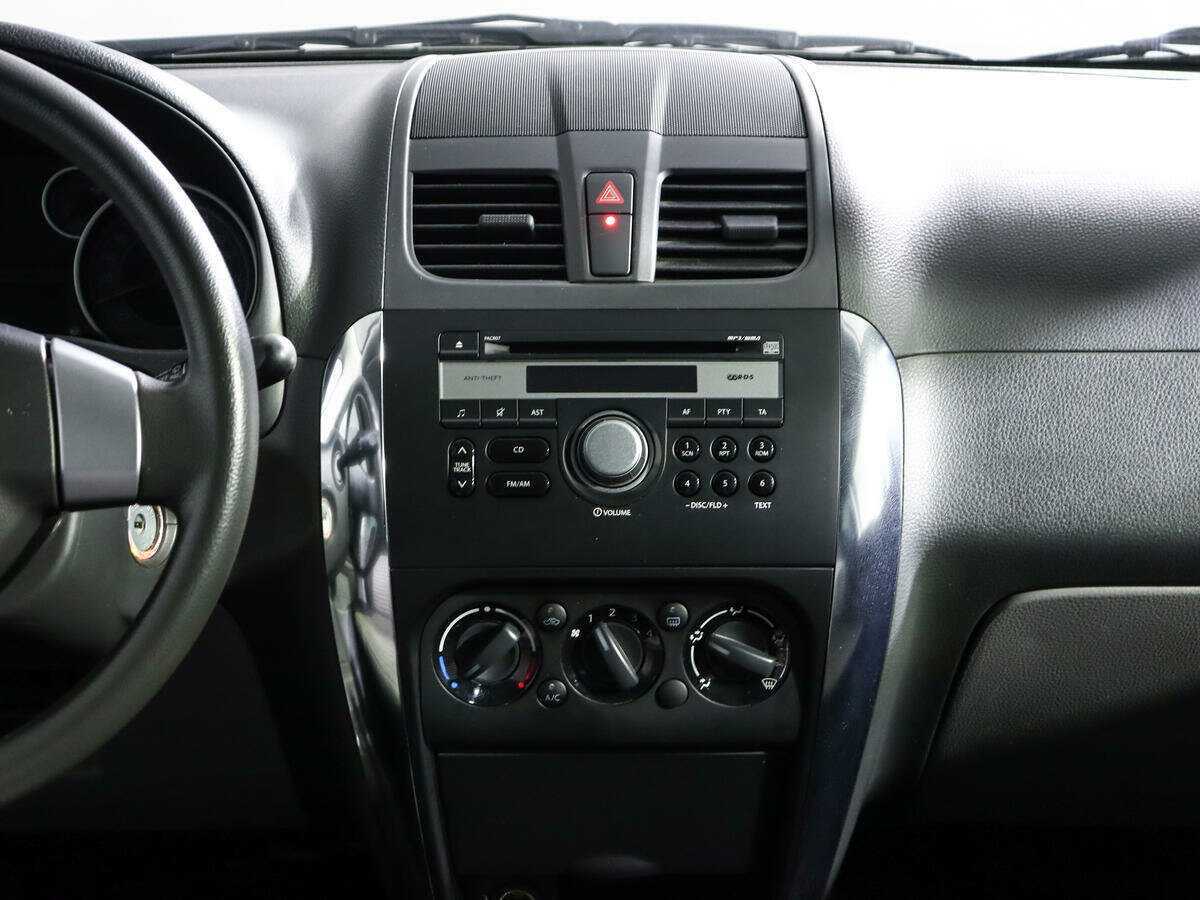 Продажа Б/У Сузуки С-Икс4. Фото: #12