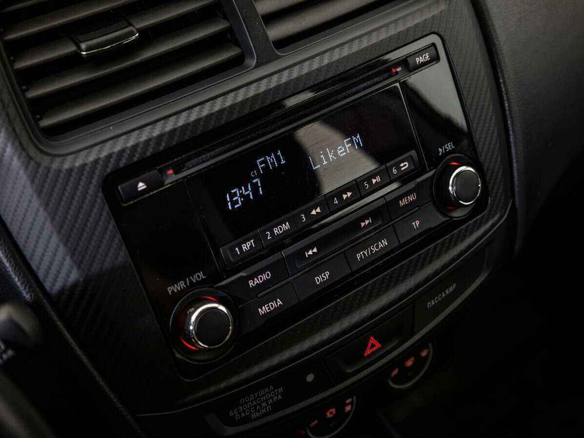 Продажа Б/У Митсубиши АС-Икс. Фото: #12