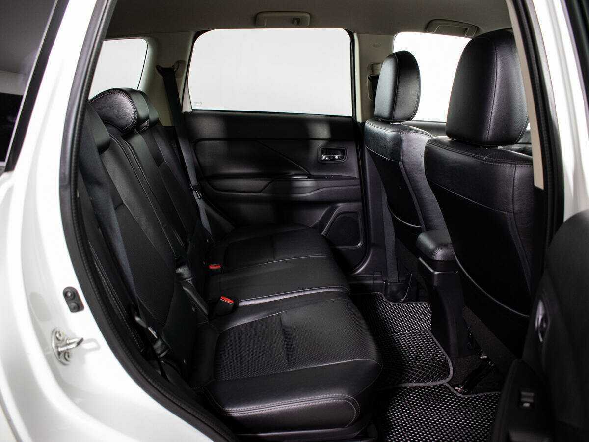 Продажа Б/У Митсубиши Оутлэндер. Фото: #8