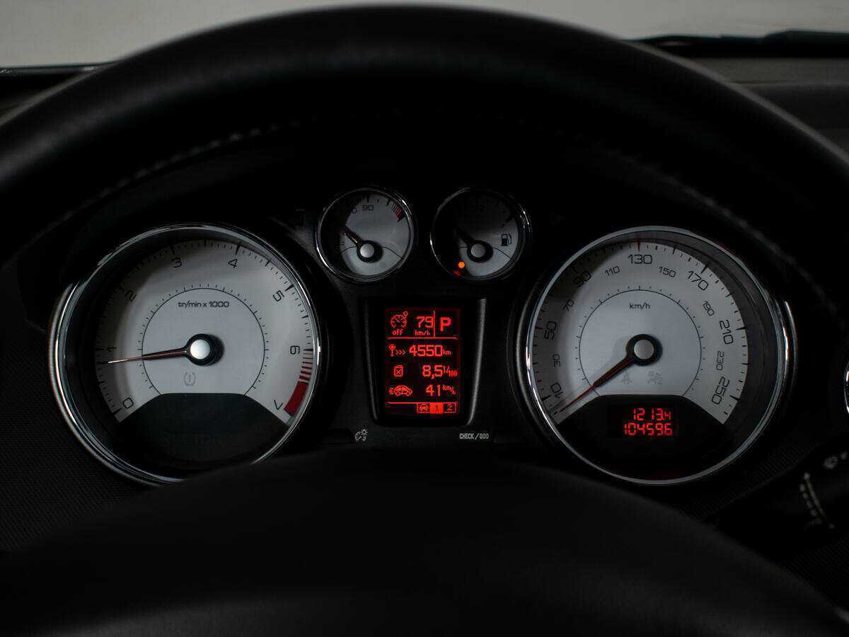 Продажа Б/У Пежо 408. Фото: #9