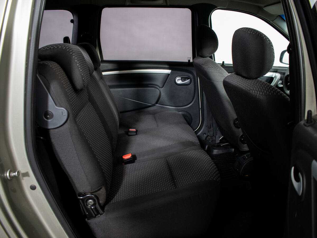 Продажа Б/У Лада (ВАЗ) Ларгус. Фото: #5