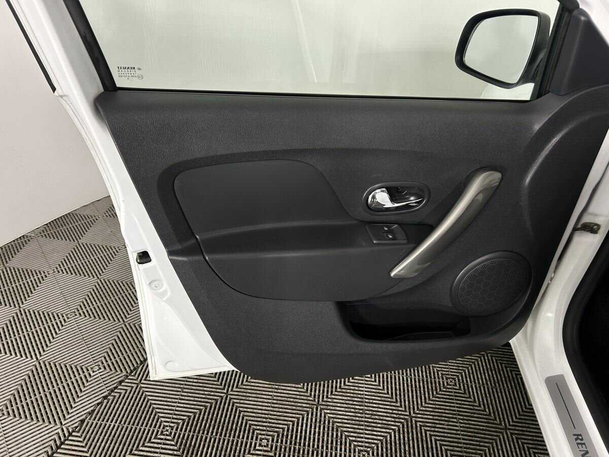 Продажа Б/У Рено Логан. Фото: #7