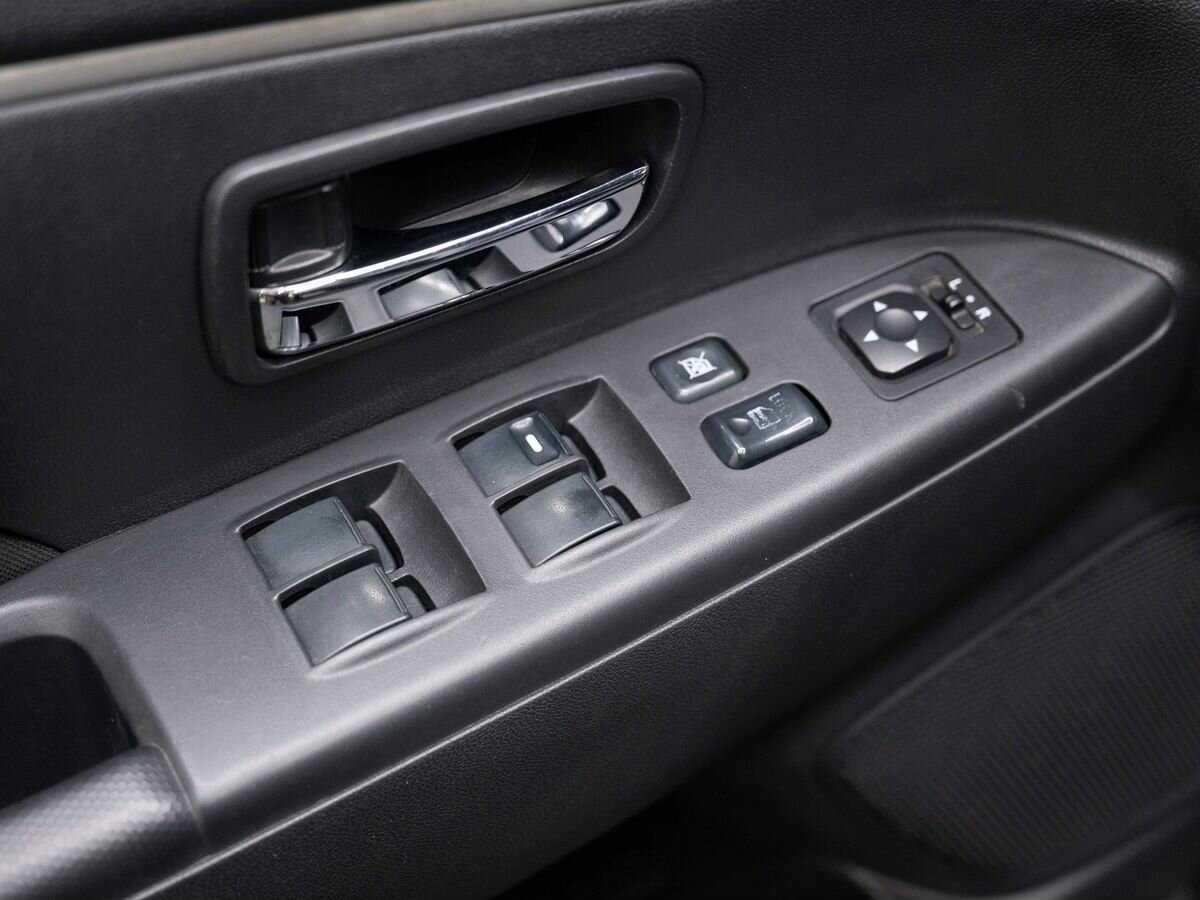 Продажа Б/У Митсубиши АС-Икс. Фото: #15