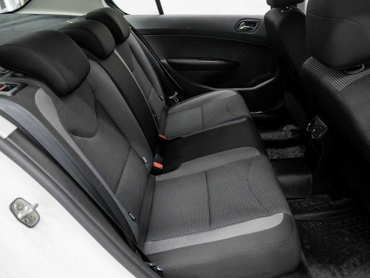 Продажа Б/У Пежо 408. Фото: #8