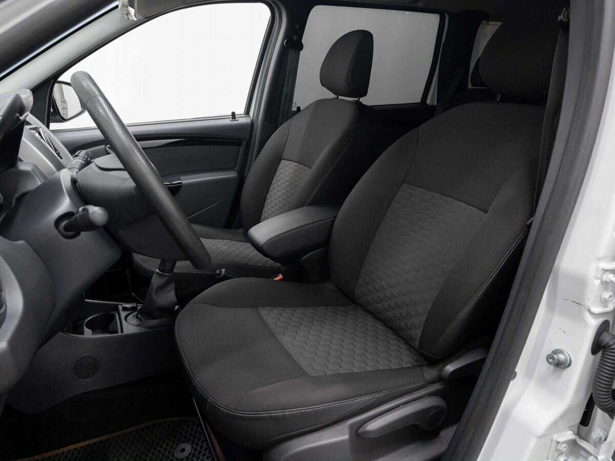 Продажа Б/У Лада (ВАЗ) Ларгус. Фото: #7