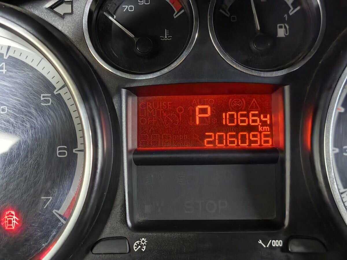 Продажа Б/У Пежо 408. Фото: #15