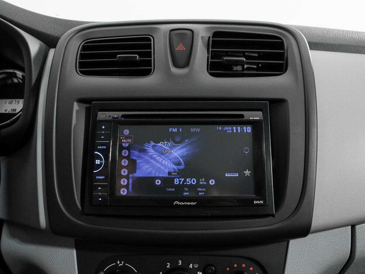 Продажа Б/У Рено Логан. Фото: #15