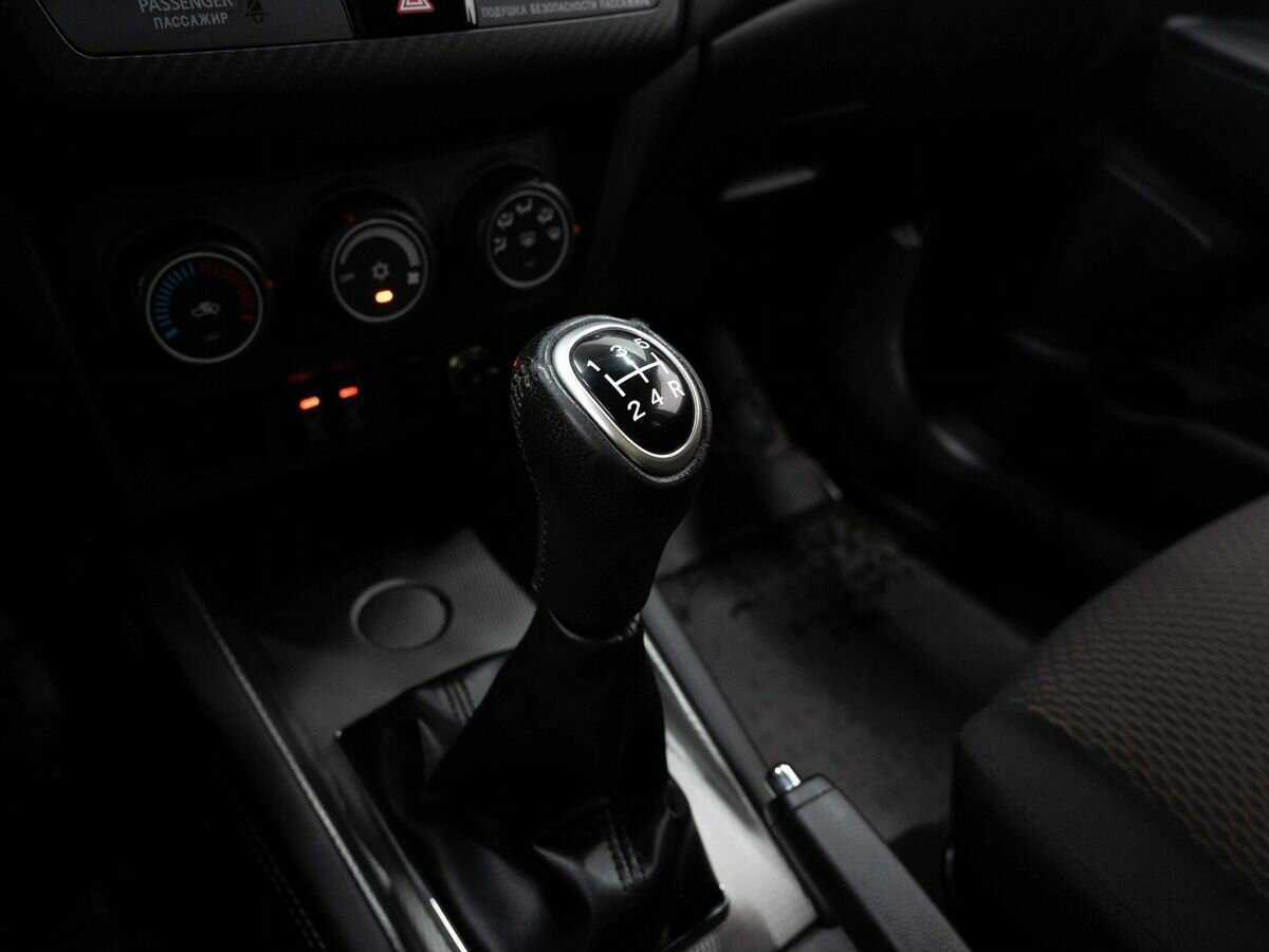 Продажа Б/У Митсубиши АС-Икс. Фото: #20