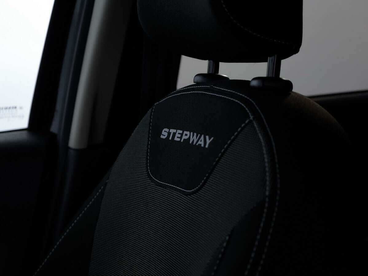 Продажа Б/У Рено Сандеро. Фото: #17