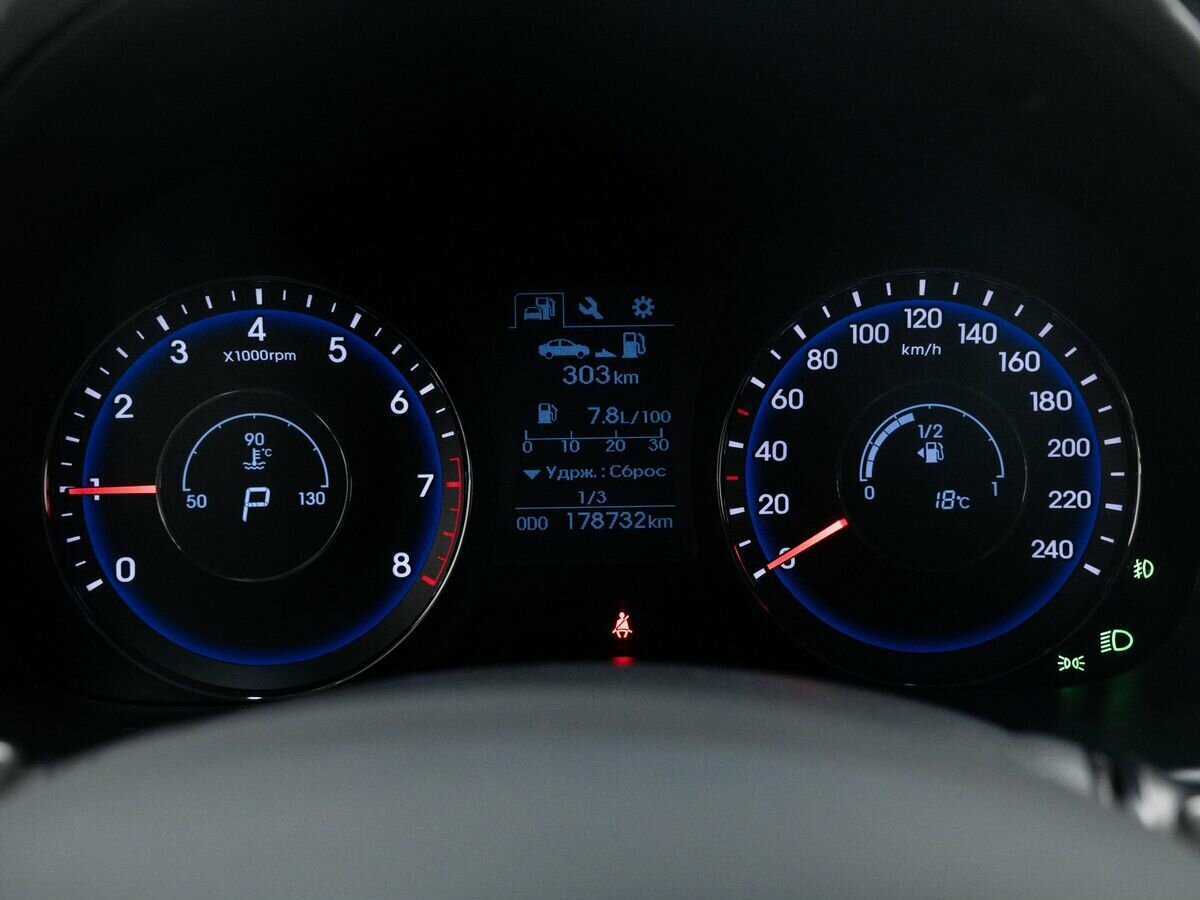 Продажа Б/У Хендай ай40. Фото: #21