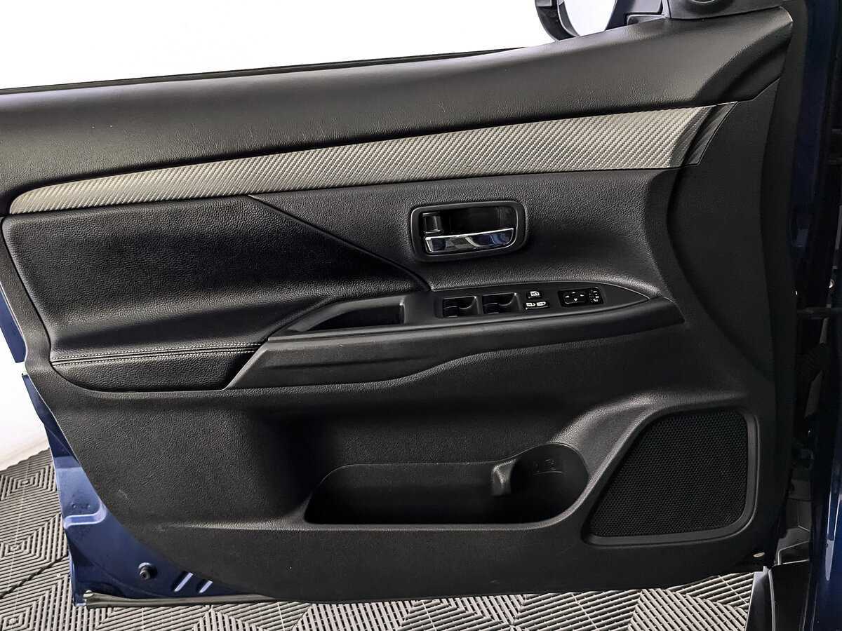 Продажа Б/У Митсубиши Оутлэндер. Фото: #17