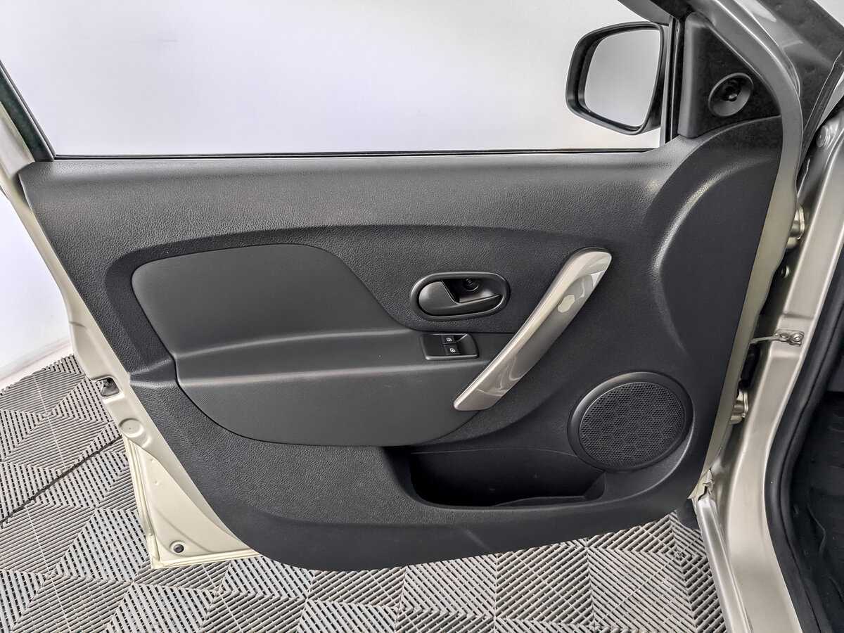 Продажа Б/У Рено Сандеро. Фото: #18