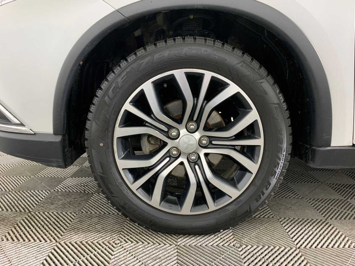 Продажа Б/У Митсубиши Оутлэндер. Фото: #8