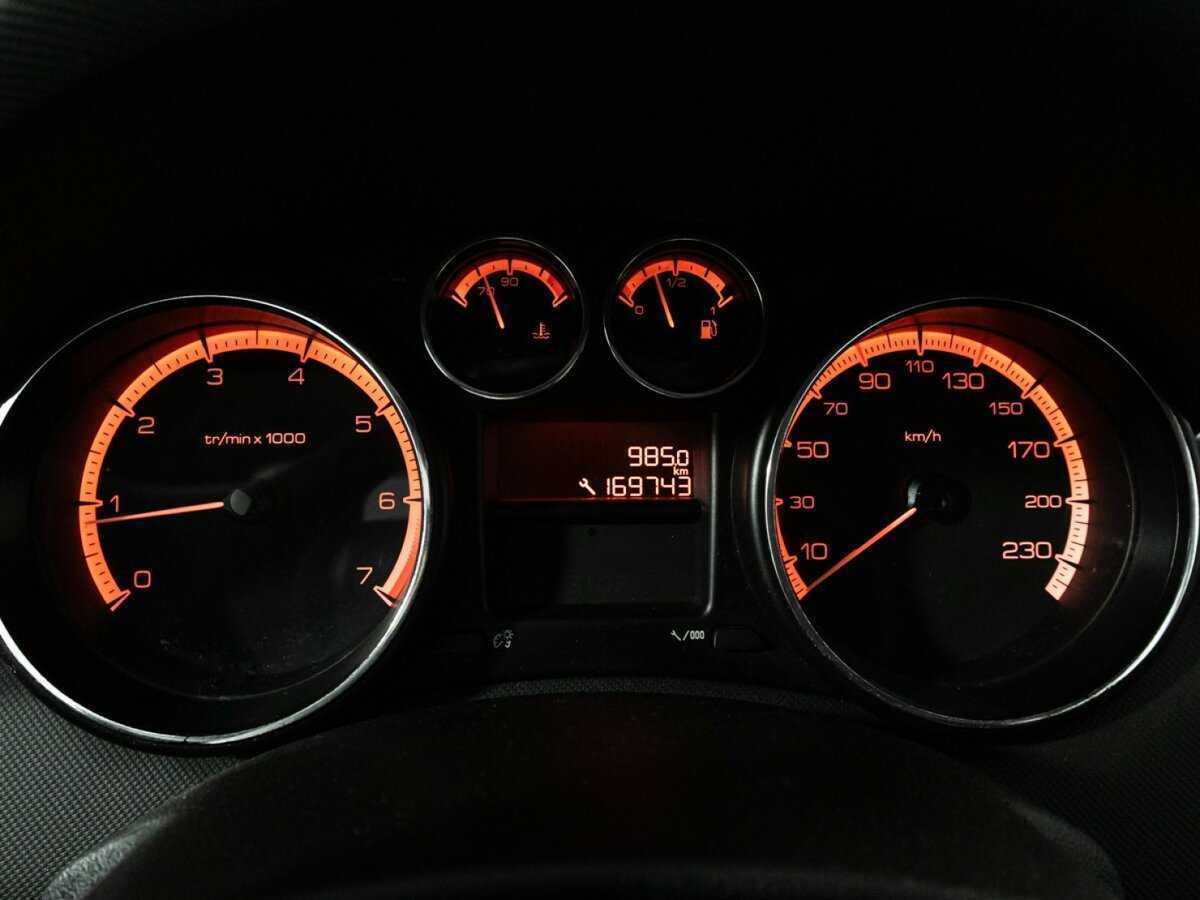 Продажа Б/У Пежо 408. Фото: #11