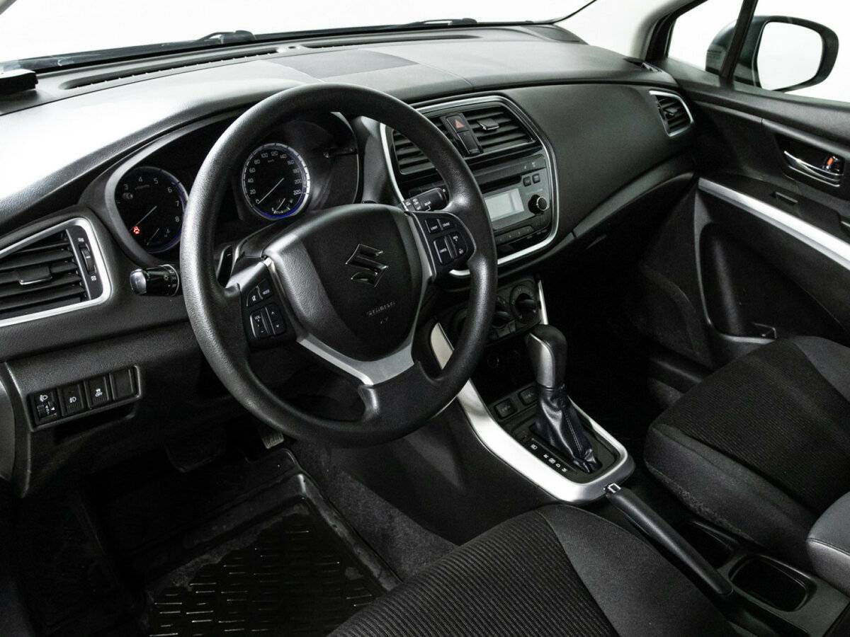 Продажа Б/У Сузуки С-Икс4. Фото: #10