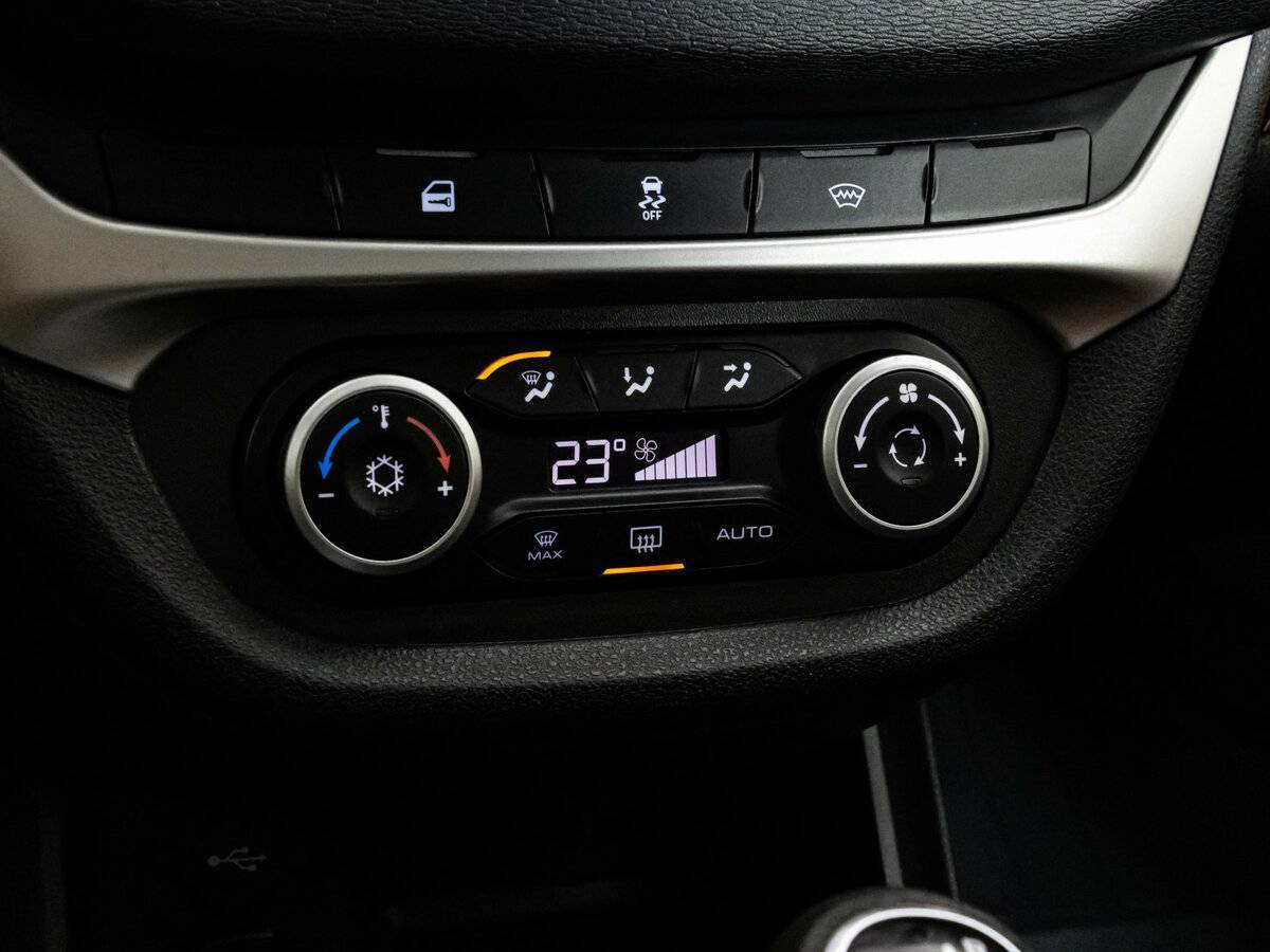 Продажа Б/У Лада (ВАЗ) Веста. Фото: #13