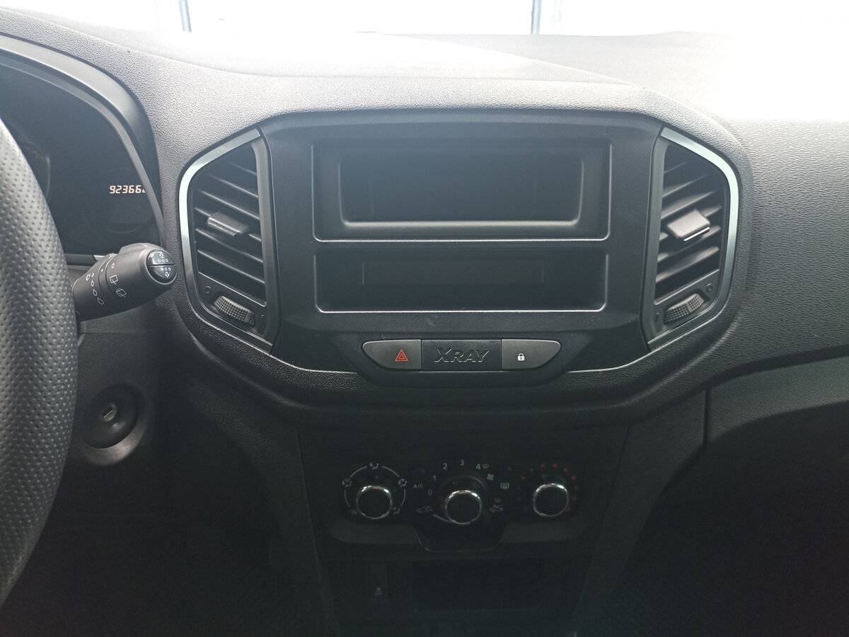 Продажа Б/У Лада (ВАЗ) ИКСРЭЙ. Фото: #14