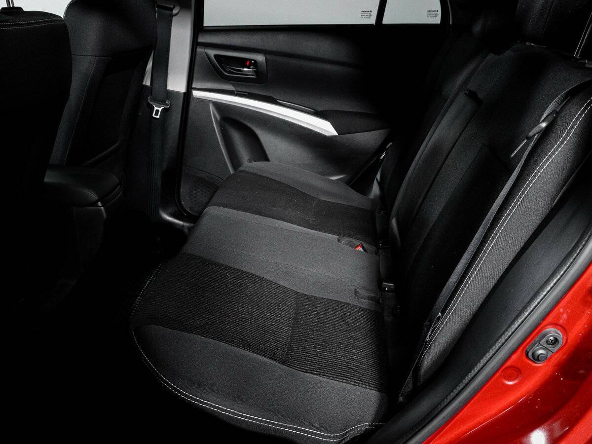 Продажа Б/У Сузуки С-Икс4. Фото: #9