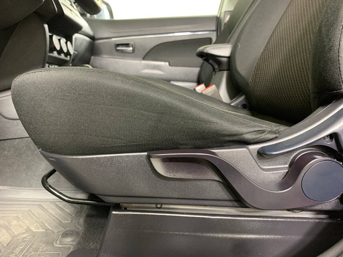 Продажа Б/У Митсубиши АС-Икс. Фото: #16