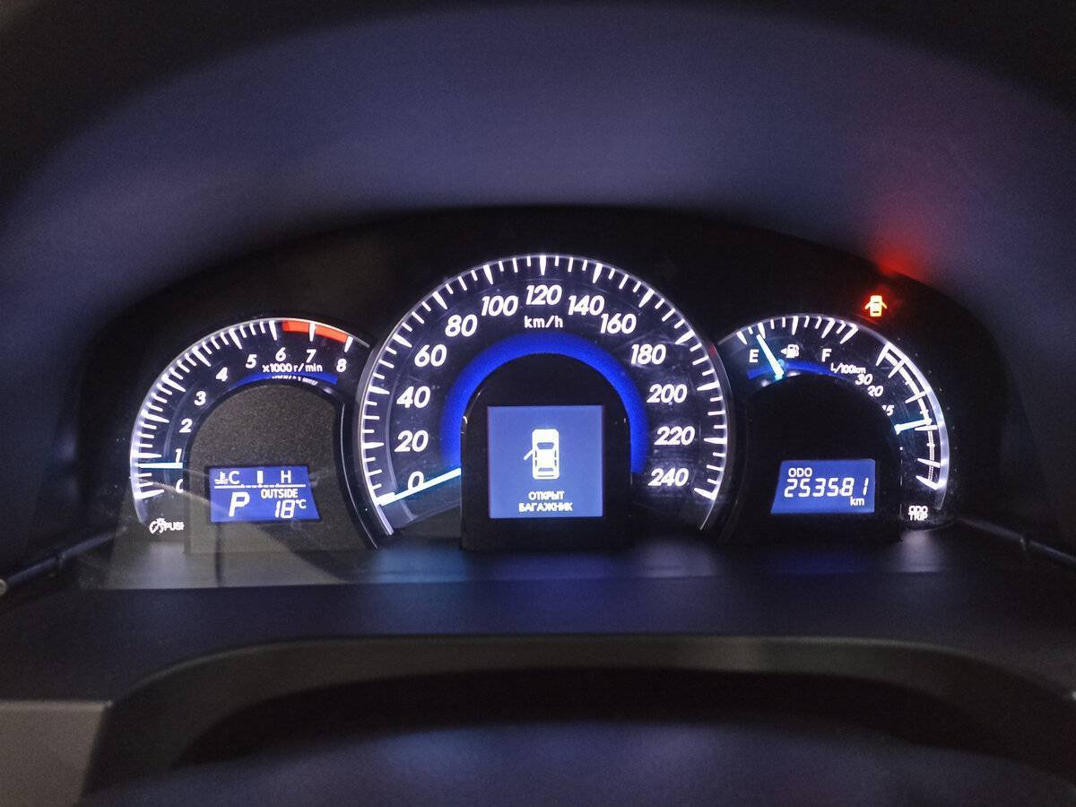 Продажа Б/У Тойота Камри. Фото: #12