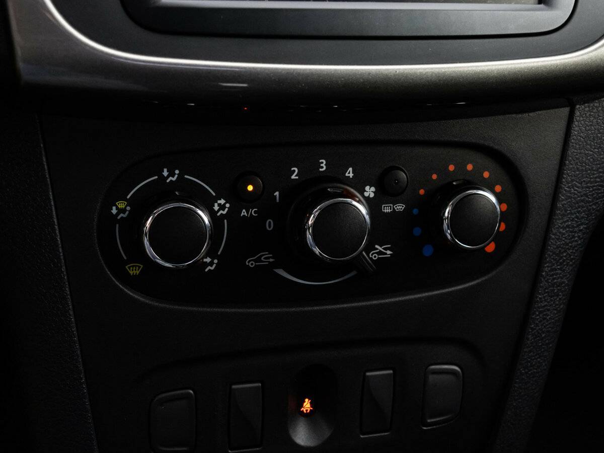 Продажа Б/У Рено Сандеро. Фото: #12