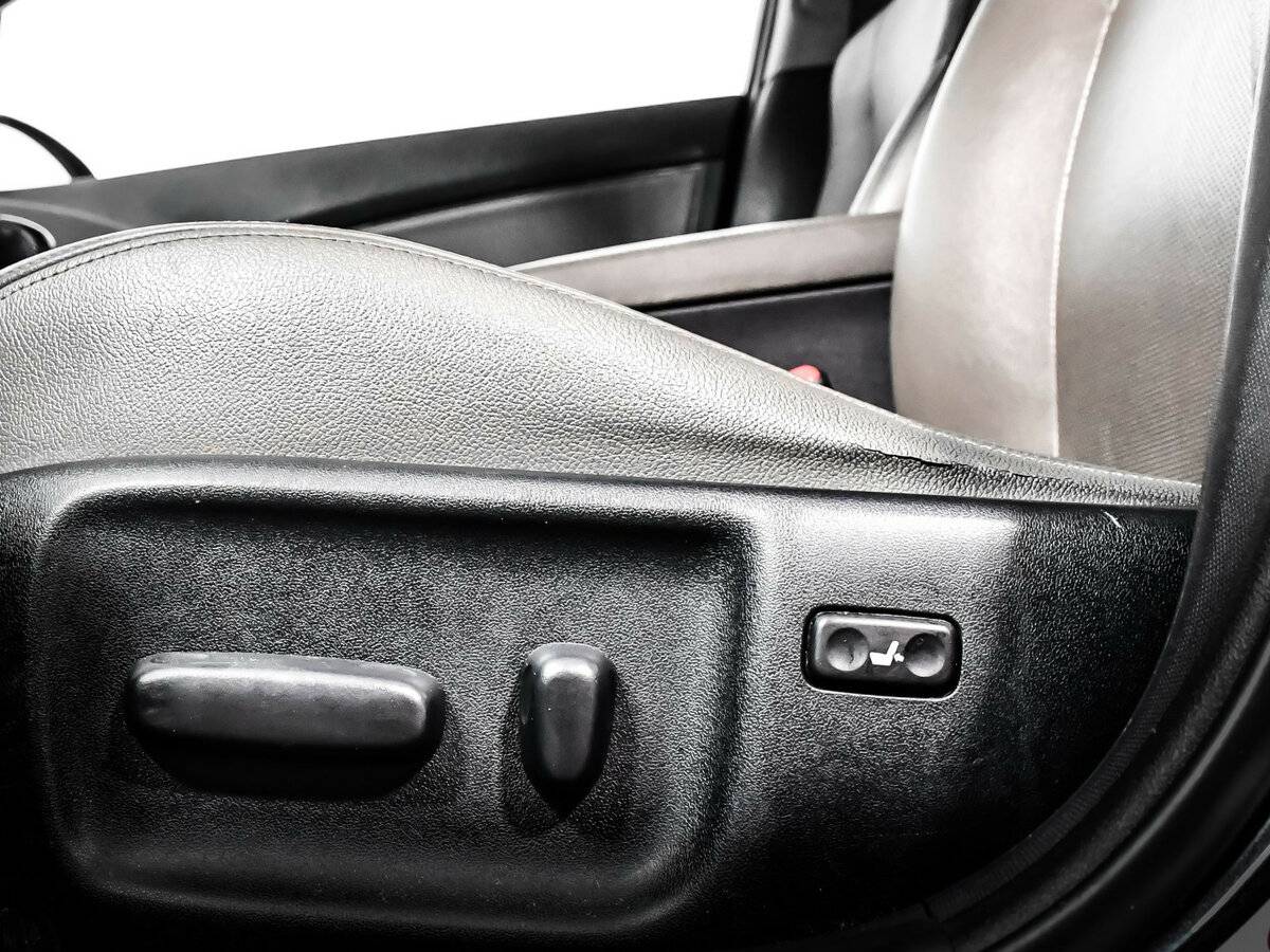 Продажа Б/У Тойота Авенсис. Фото: #11