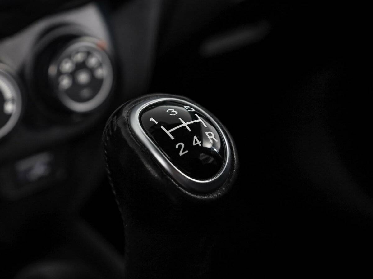 Продажа Б/У Митсубиши АС-Икс. Фото: #13