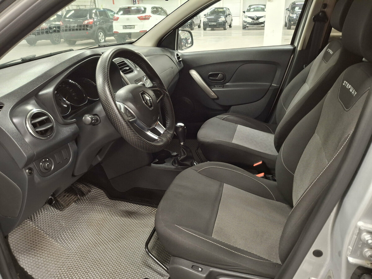 Продажа Б/У Рено Логан. Фото: #15